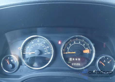 2016 Jeep Compass High Altitude Edition z USA, uszkodzony, nr VIN 1C4NJCEA4GD806688